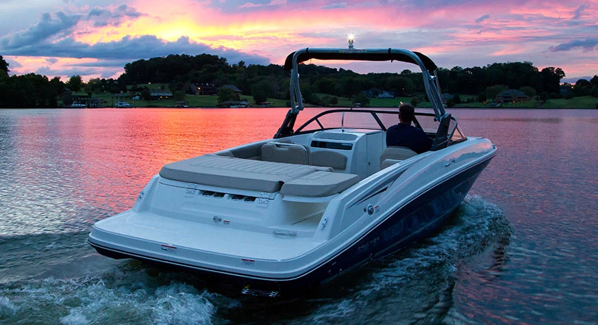 Picture is similar to boat boat rentals Florida HOLLYWOOD Florida  Bayliner VR6 2017 22.4 