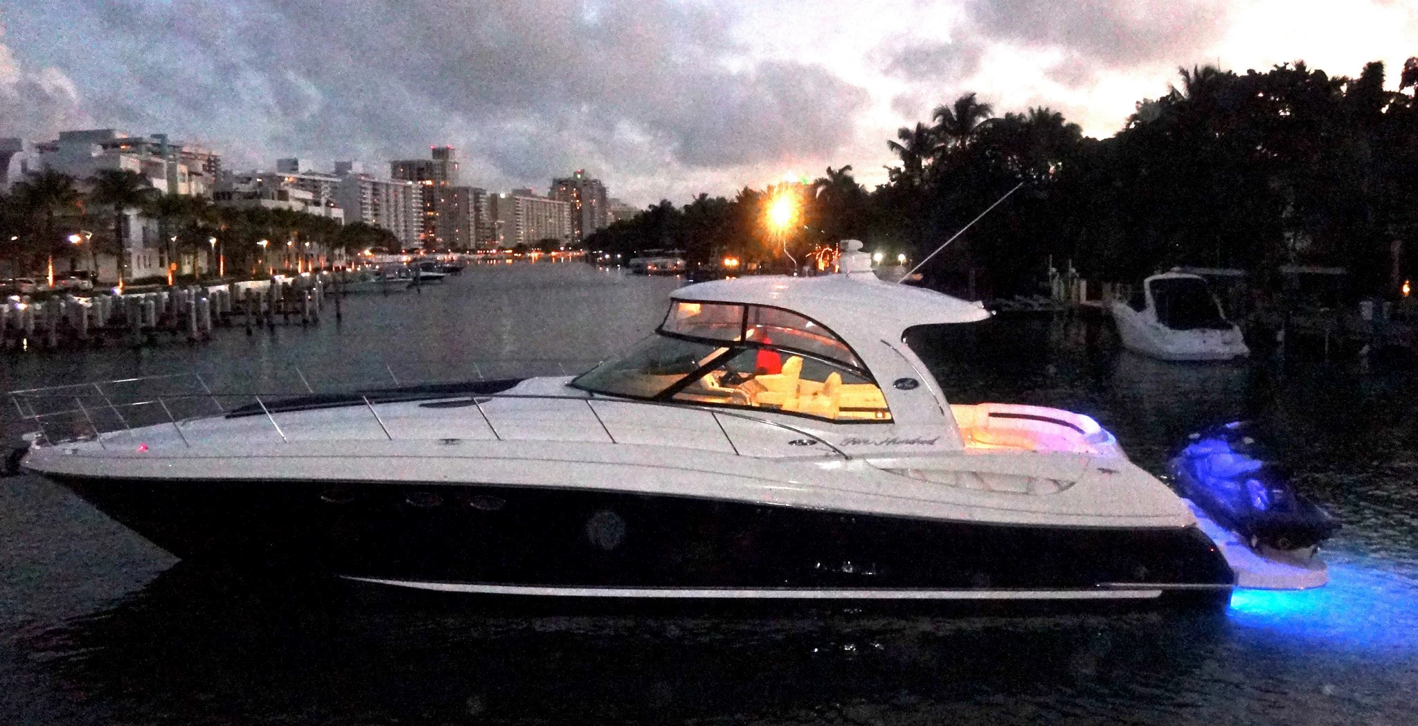  boat rentals Florida MIAMI BEACH Florida  Sea Ray Sunderdancer 500 2004 54 