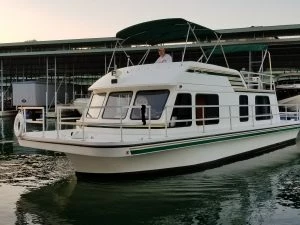  boat rentals Texas Jonestown Texas  Gibson 370 Sport Cruiser 1999 39 