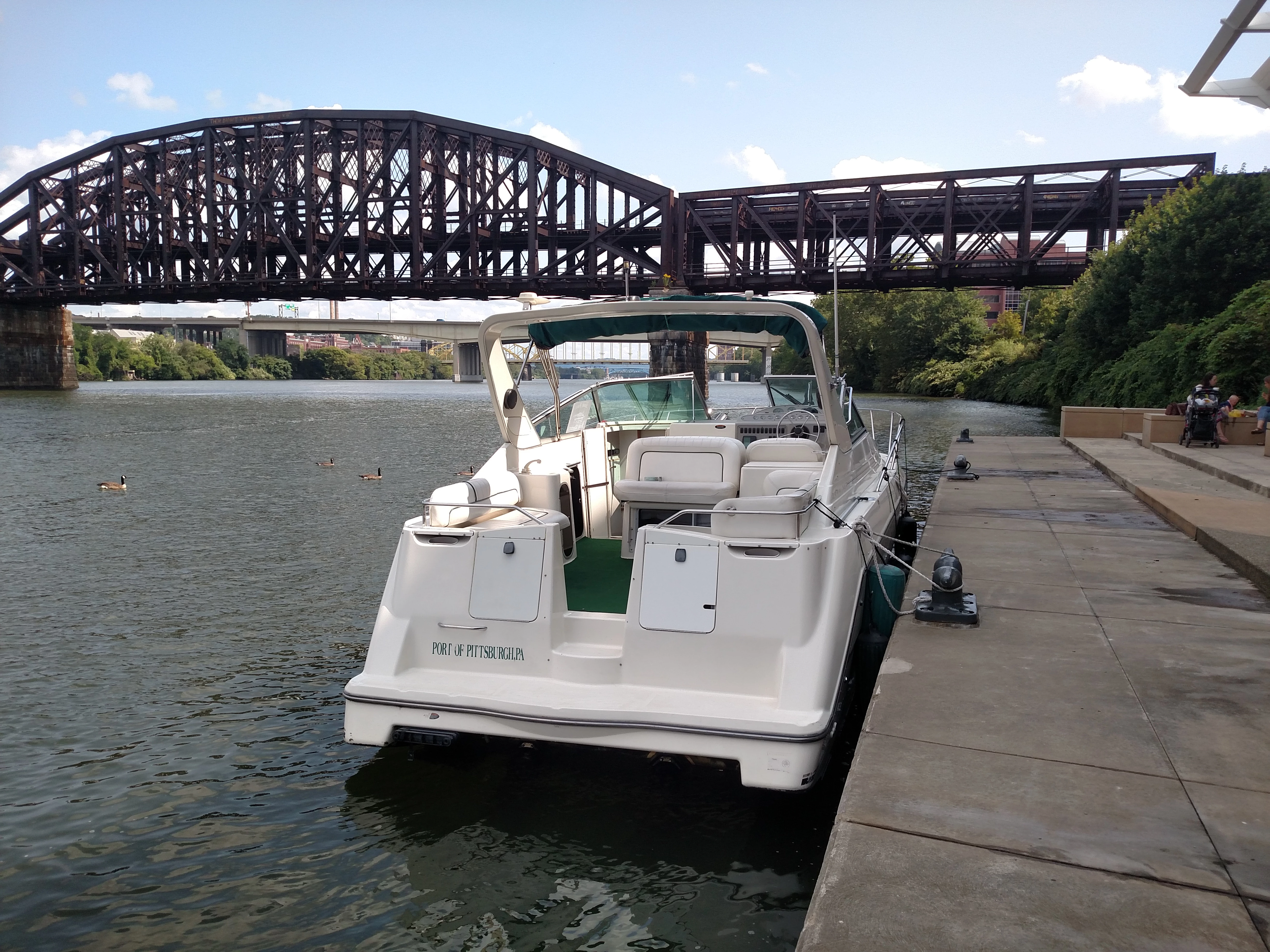  boat rentals Pennsylvania PITTSBURGH Pennsylvania  Maxum 3200scr 1997 35 