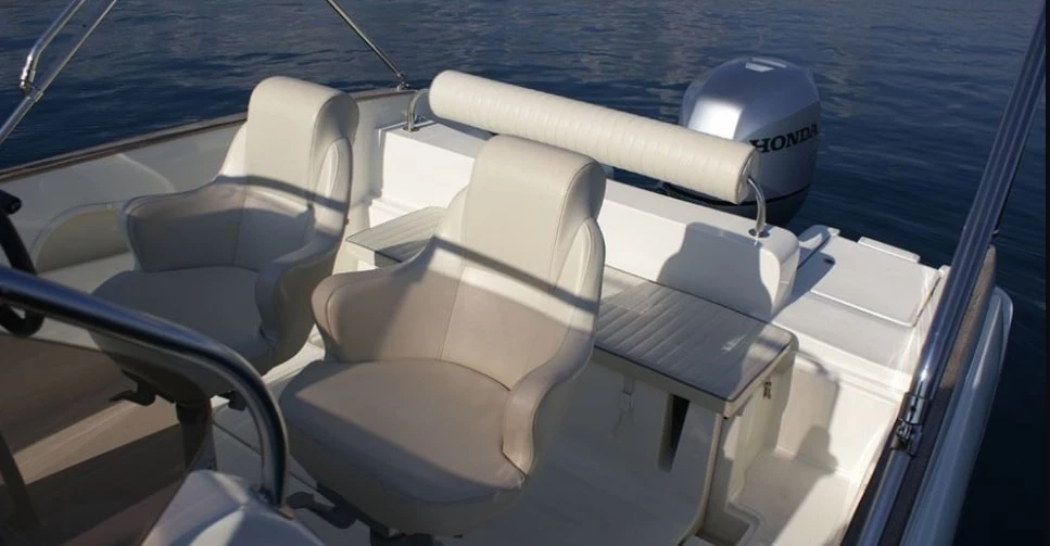  boat rentals California SANTA CRUZ California  honda hm22 2014 3 