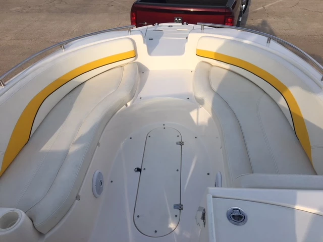  boat rentals Texas CONROE Texas  Rinker Siesta 2002 24.3 