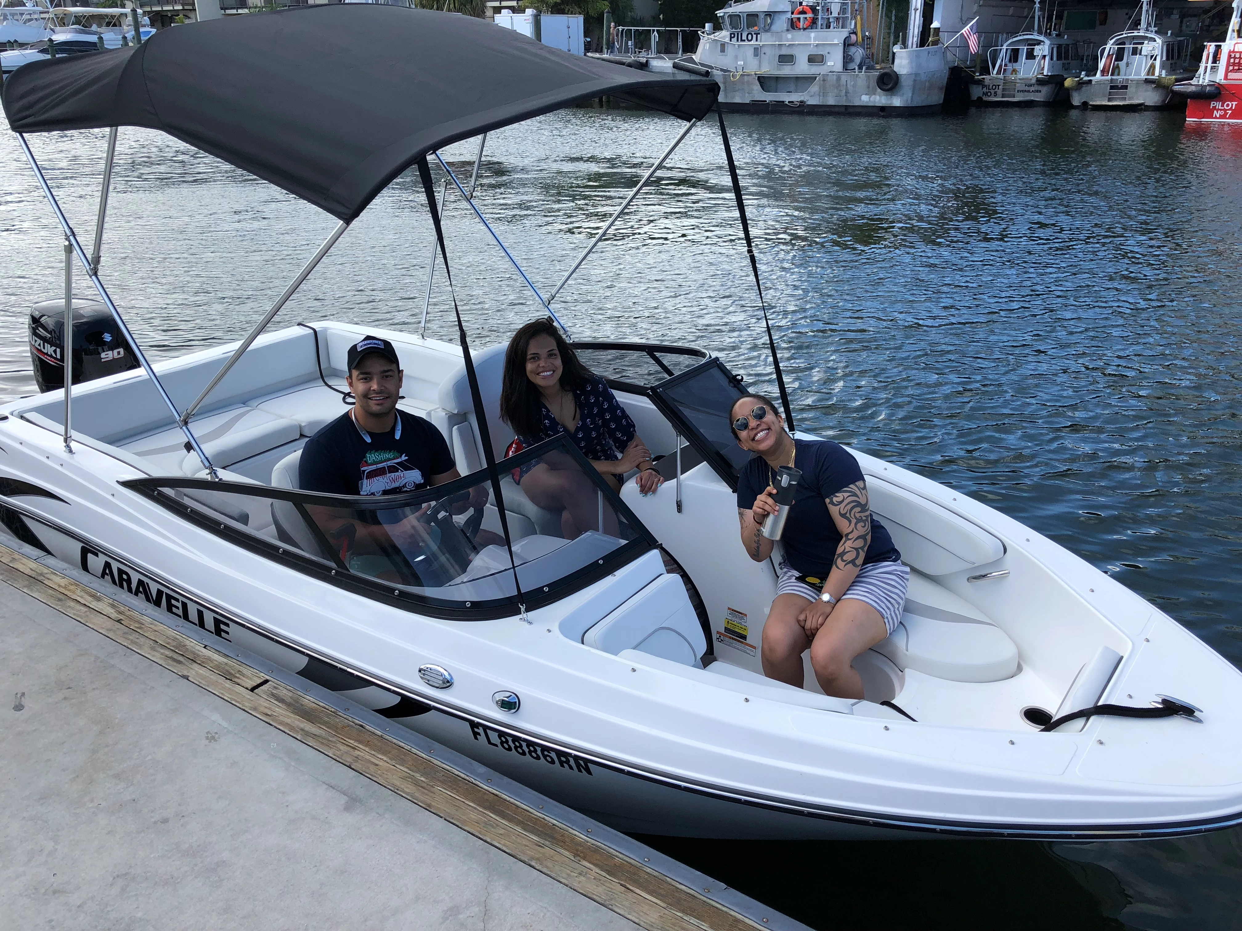  boat rentals Florida FORT LAUDERDALE Florida  Caravelle 19 EBo 2018 19 