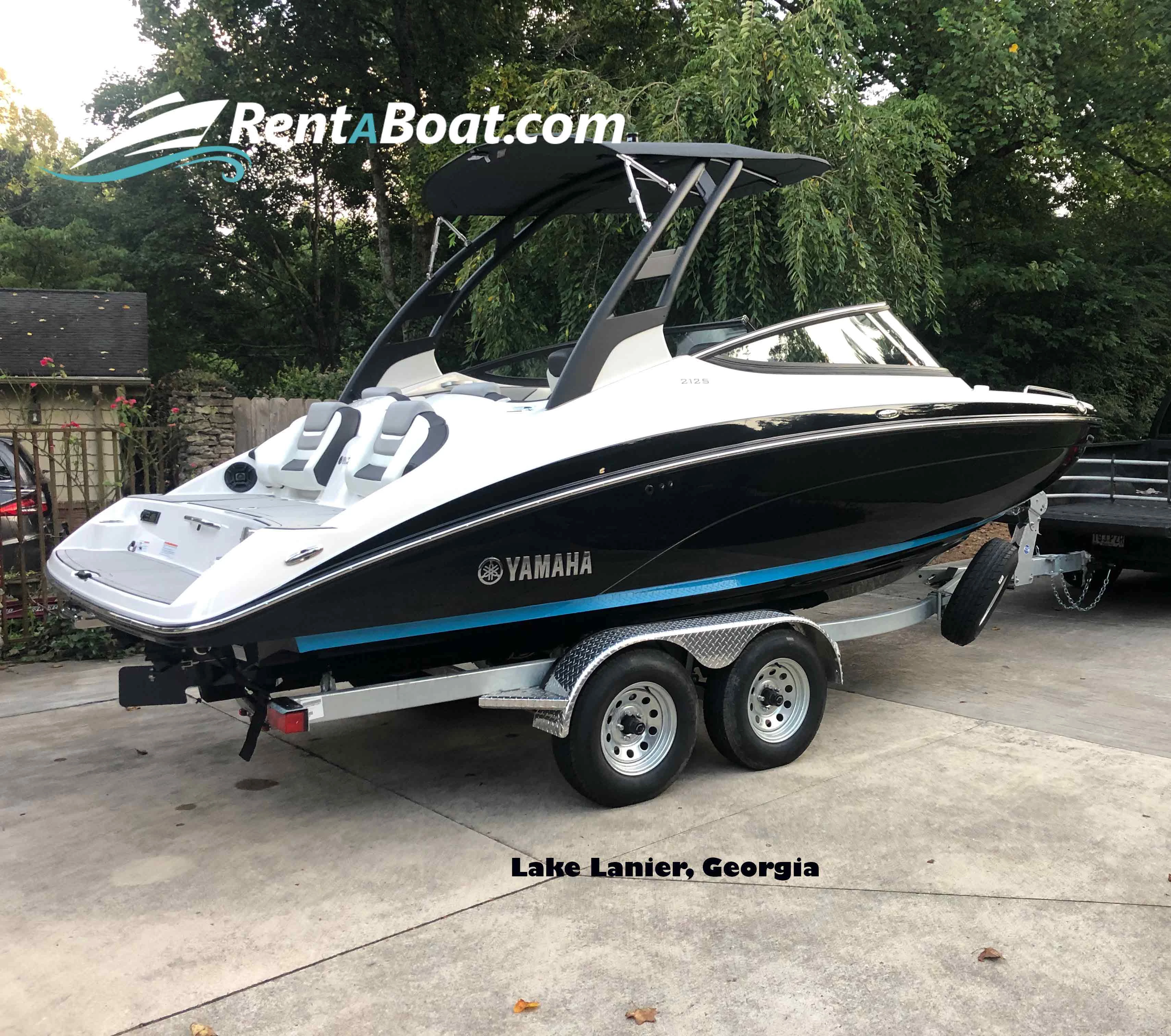 Luxurious jet boat with plenty of seating, entertainment and power. boat rentals Georgia DAWSONVILLE Georgia  Yamaha 212 SE 2021 21 