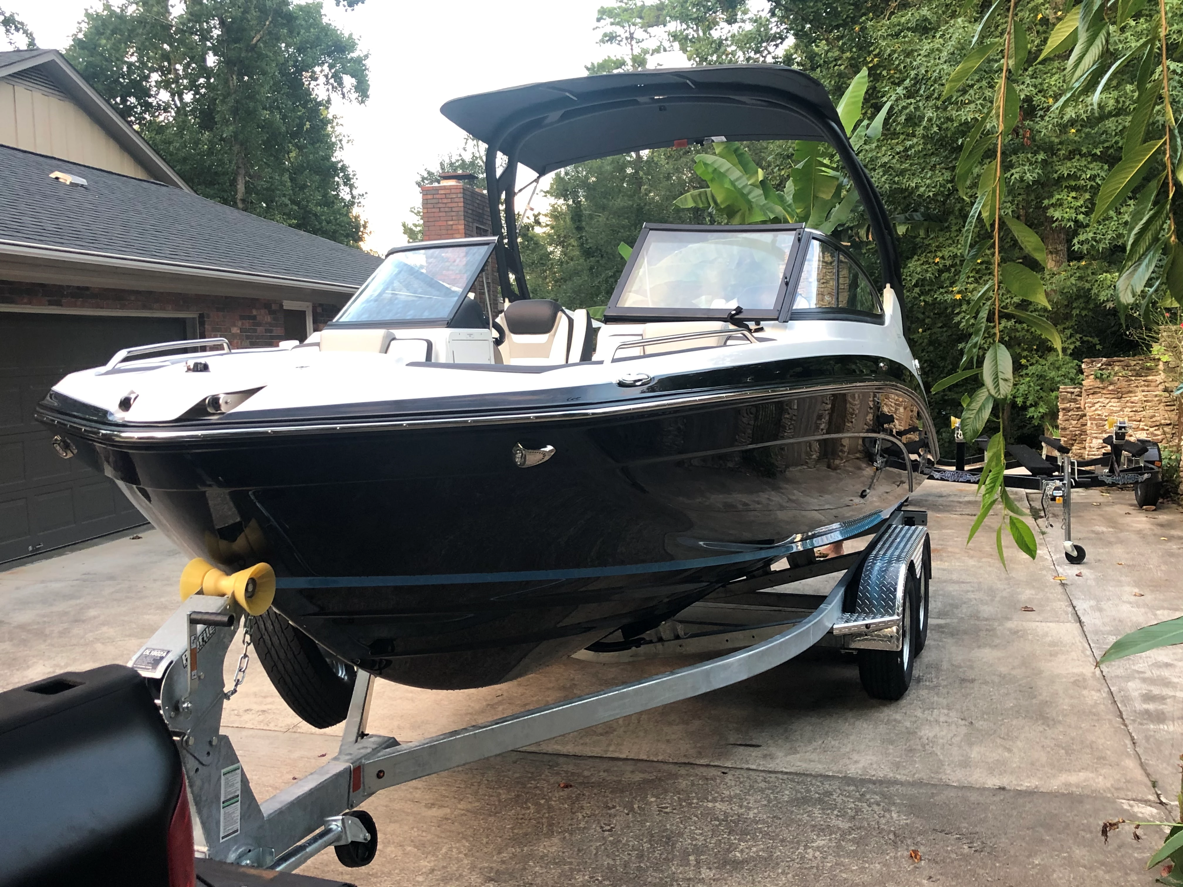 Bimini top and immaculate hull boat rentals Georgia DAWSONVILLE Georgia  Yamaha 212 SE 2021 21 