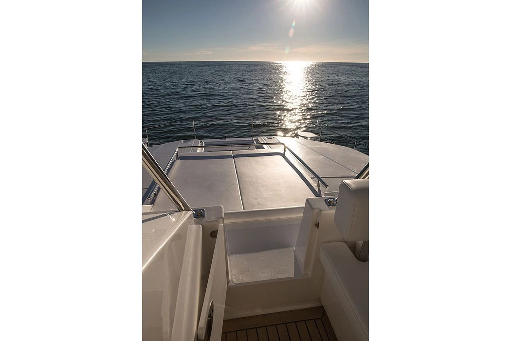  boat rentals Indiana StAsheville Indiana  Sundancer Sea Ray 370 2014 37.6 