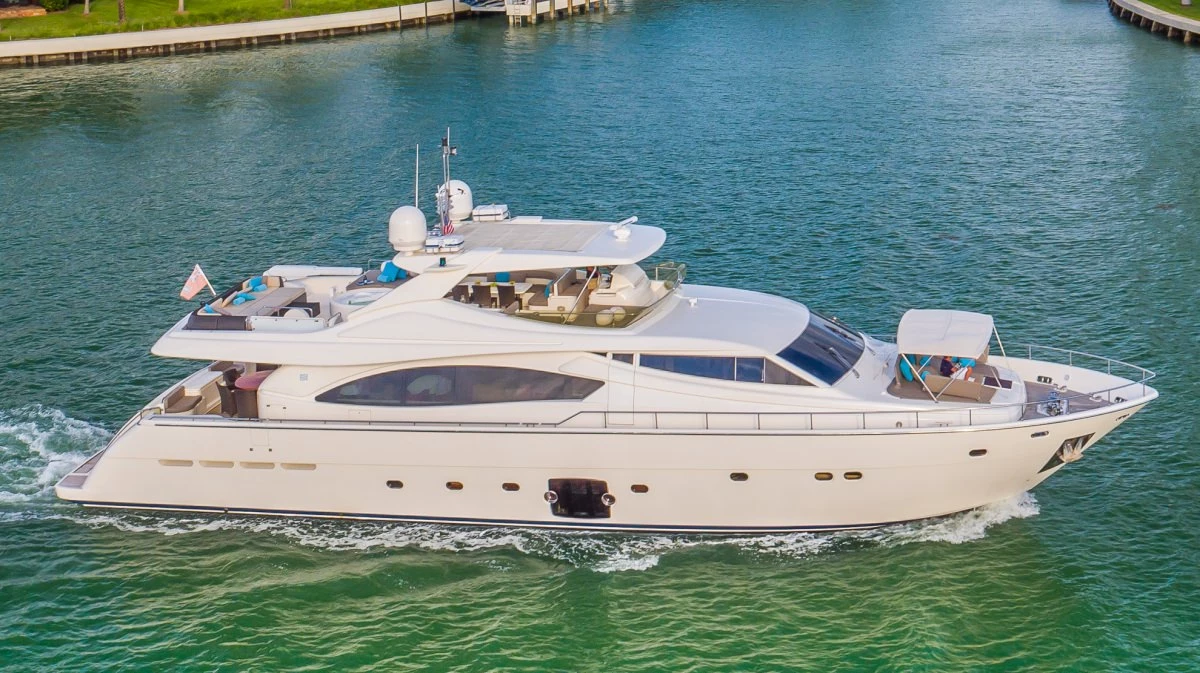  boat rentals Florida MIAMI BEACH Florida  Ferretti 88 2007 88.0 