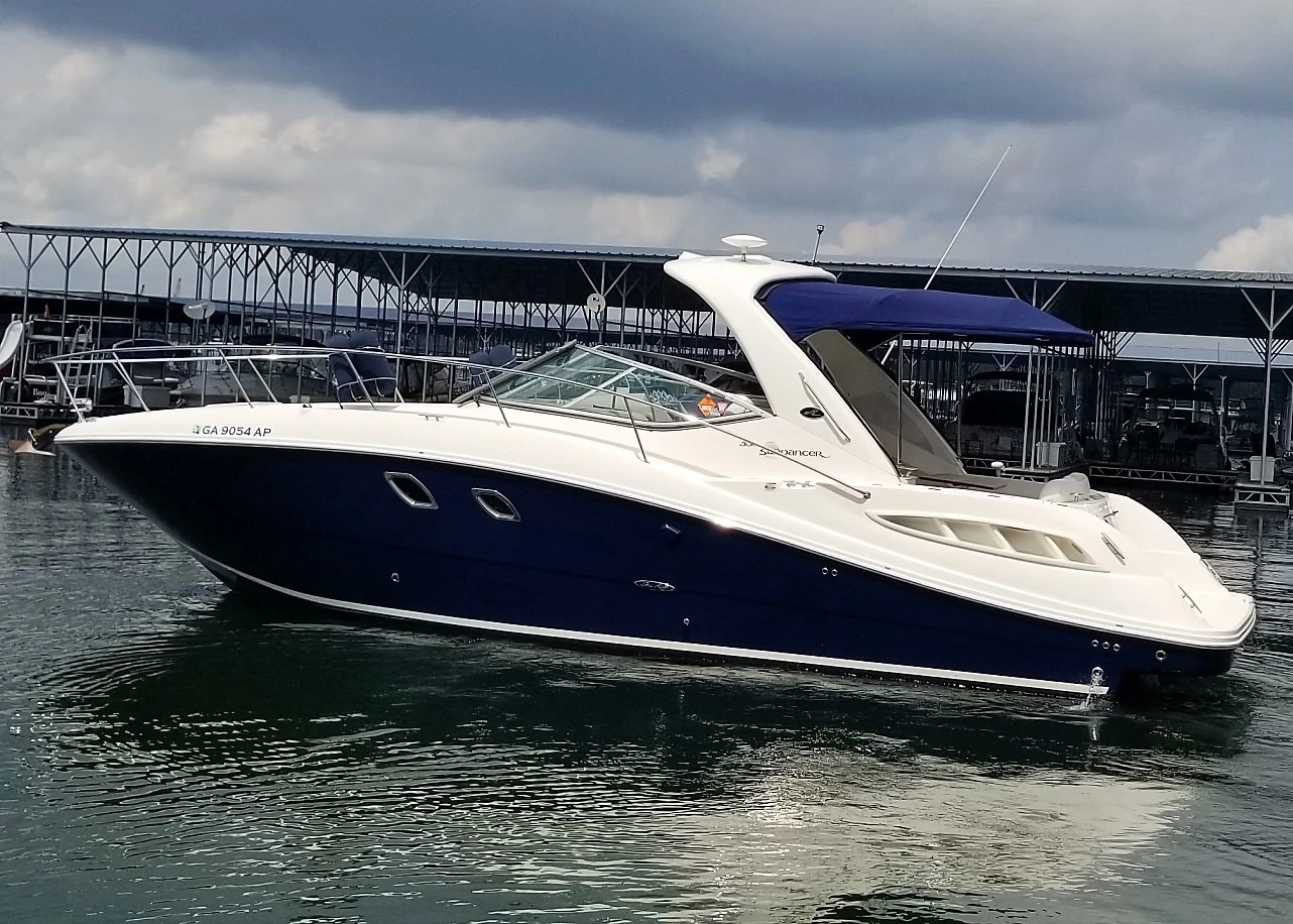  boat rentals     Sea Ray 330 DA 2008  