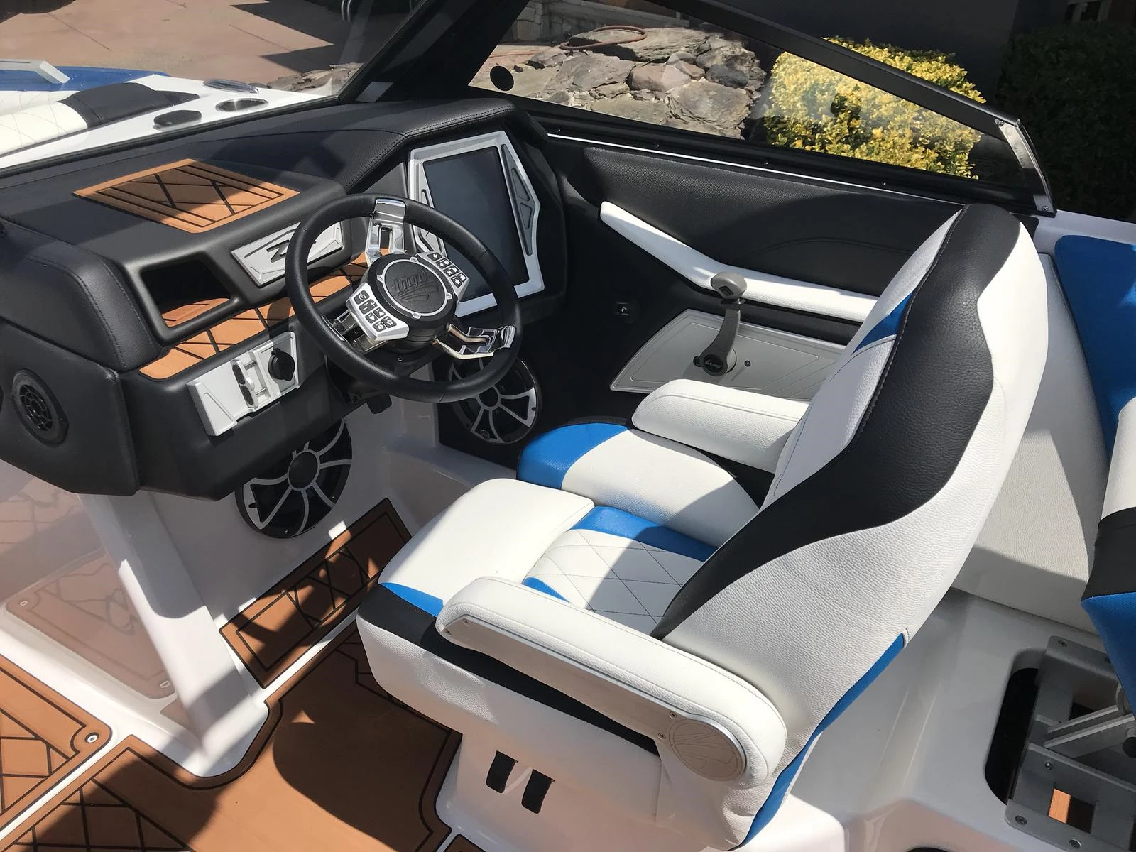  boat rentals     Tige Single 2019 21 