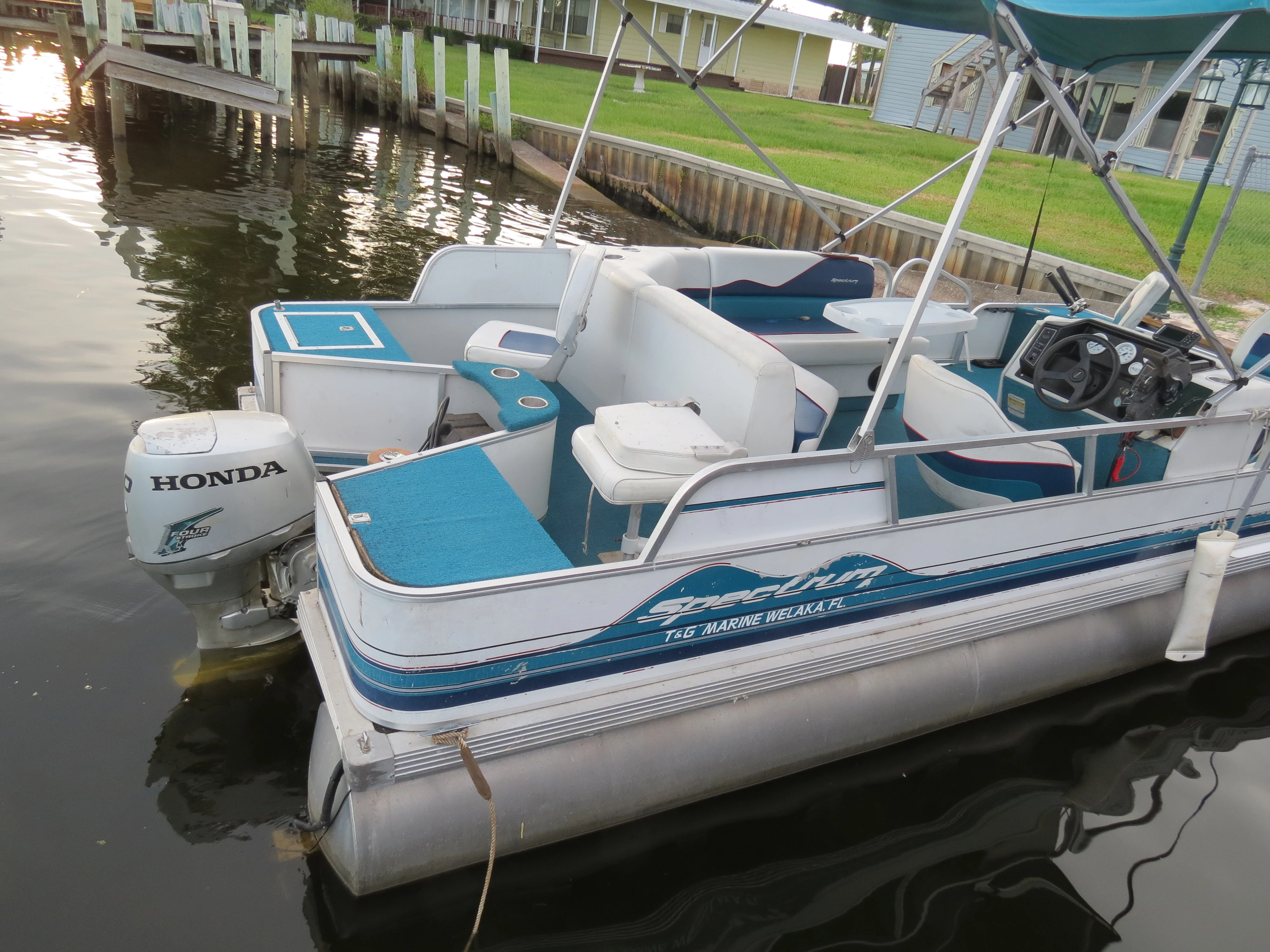  boat rentals Florida WELAKA Florida  spectrum 19 foot fish 1996 19 