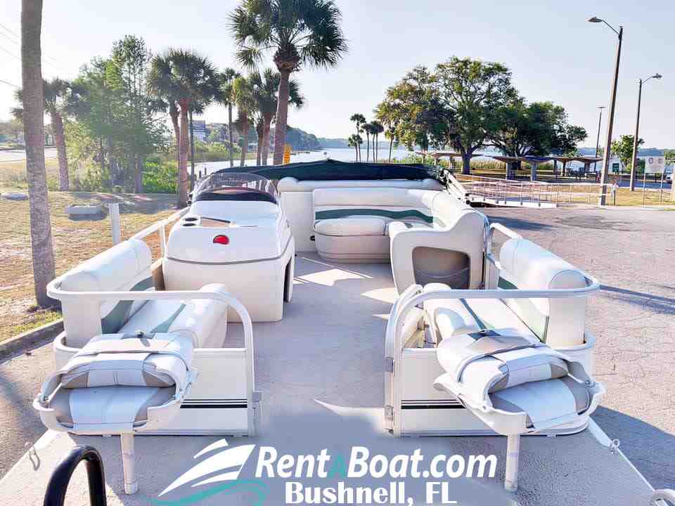 TheBoat boat rentals Florida BUSHNELL Florida    2011 22 