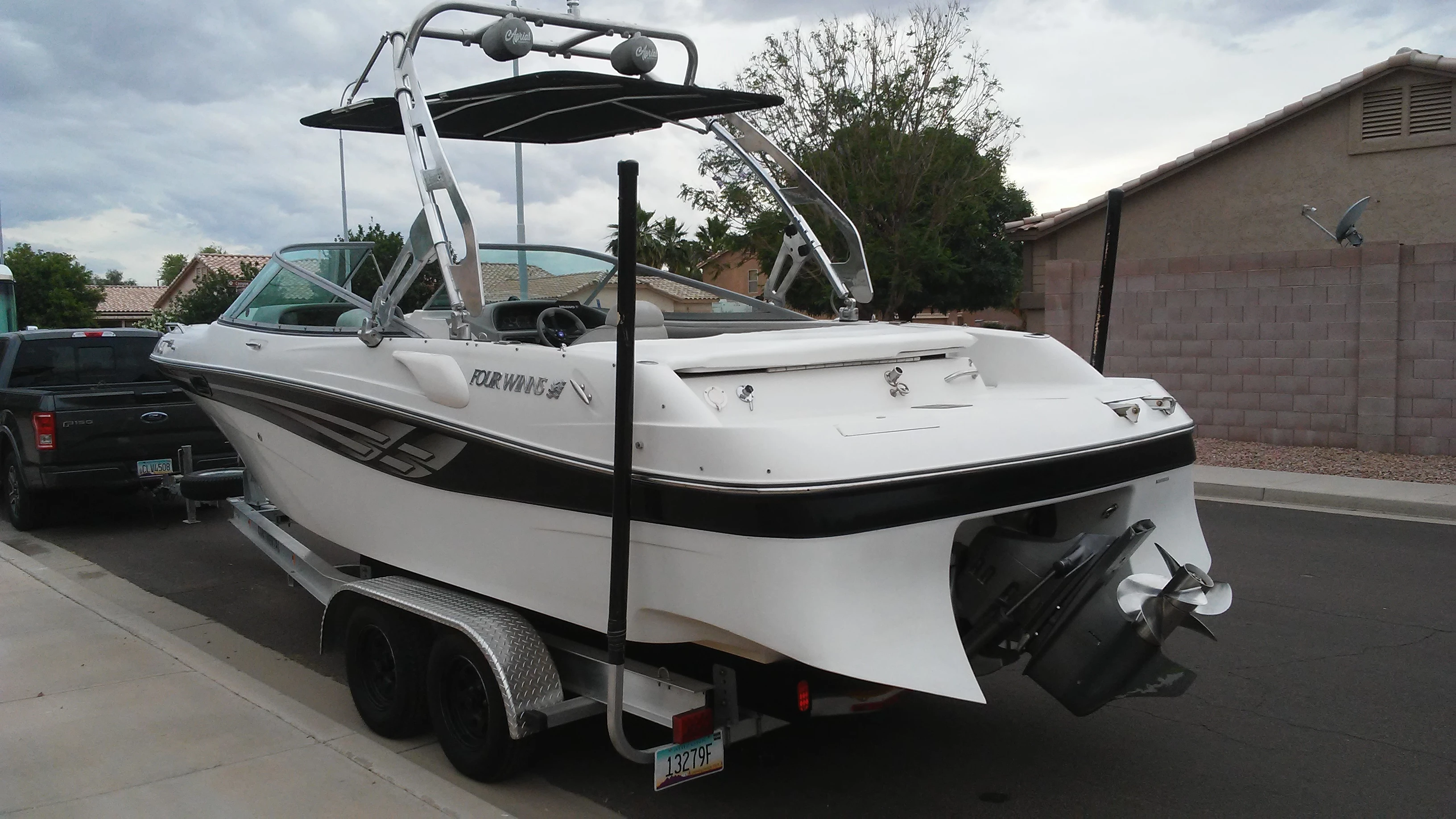  boat rentals Arizona CHANDLER Arizona  Fourwinns 260 Sundowner 2000 26 