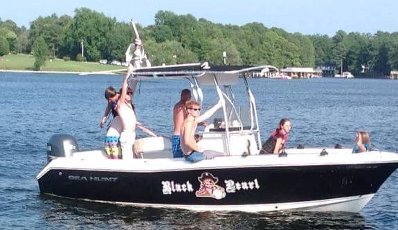 Cruising on the water boat rentals Virginia VIRGINIA BEACH Virginia  Sea Hunt Ultra 210 2010 21 