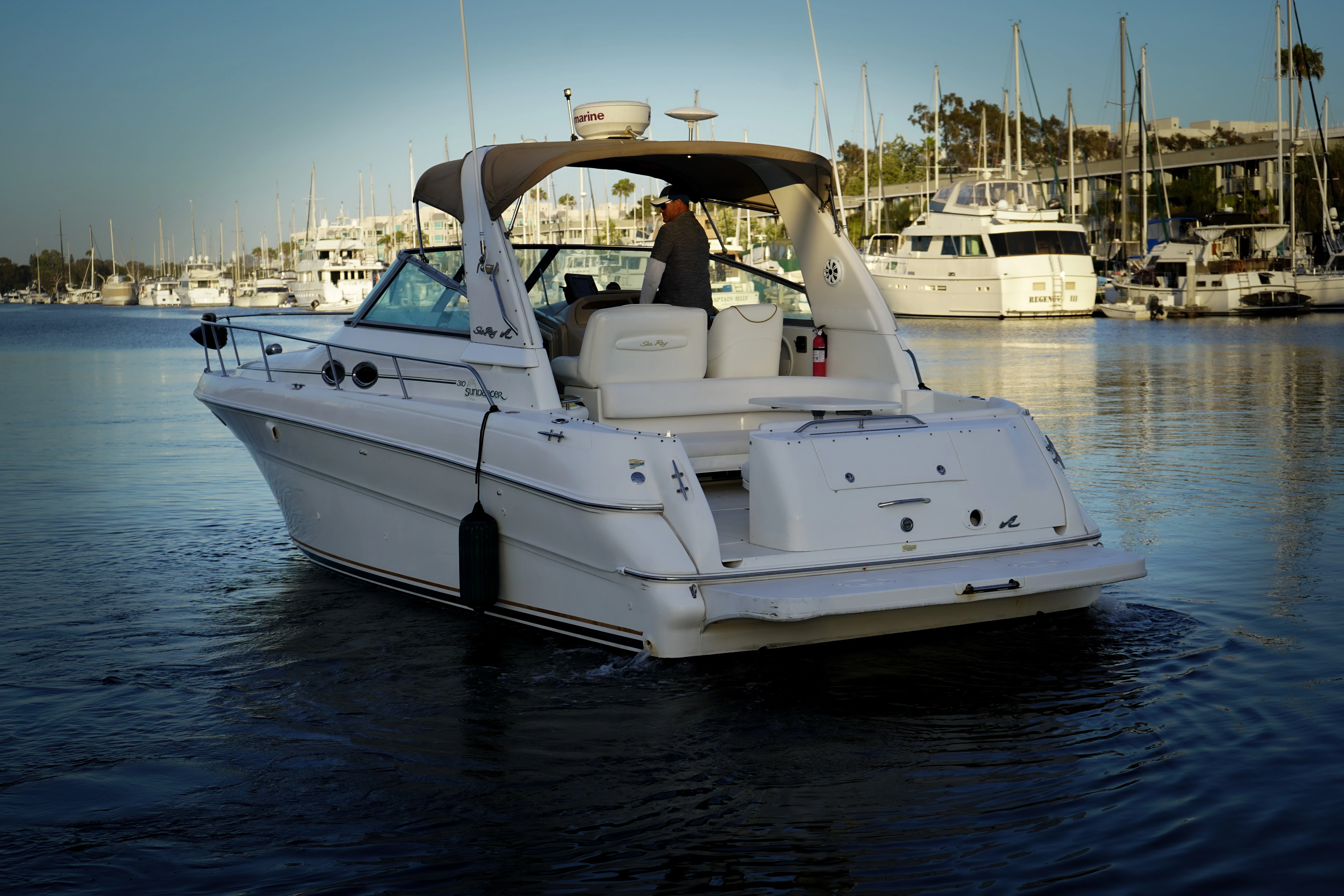  boat rentals California MARINA DEL REY California  Sea Ray 310 Sundancer 2000 33.4 