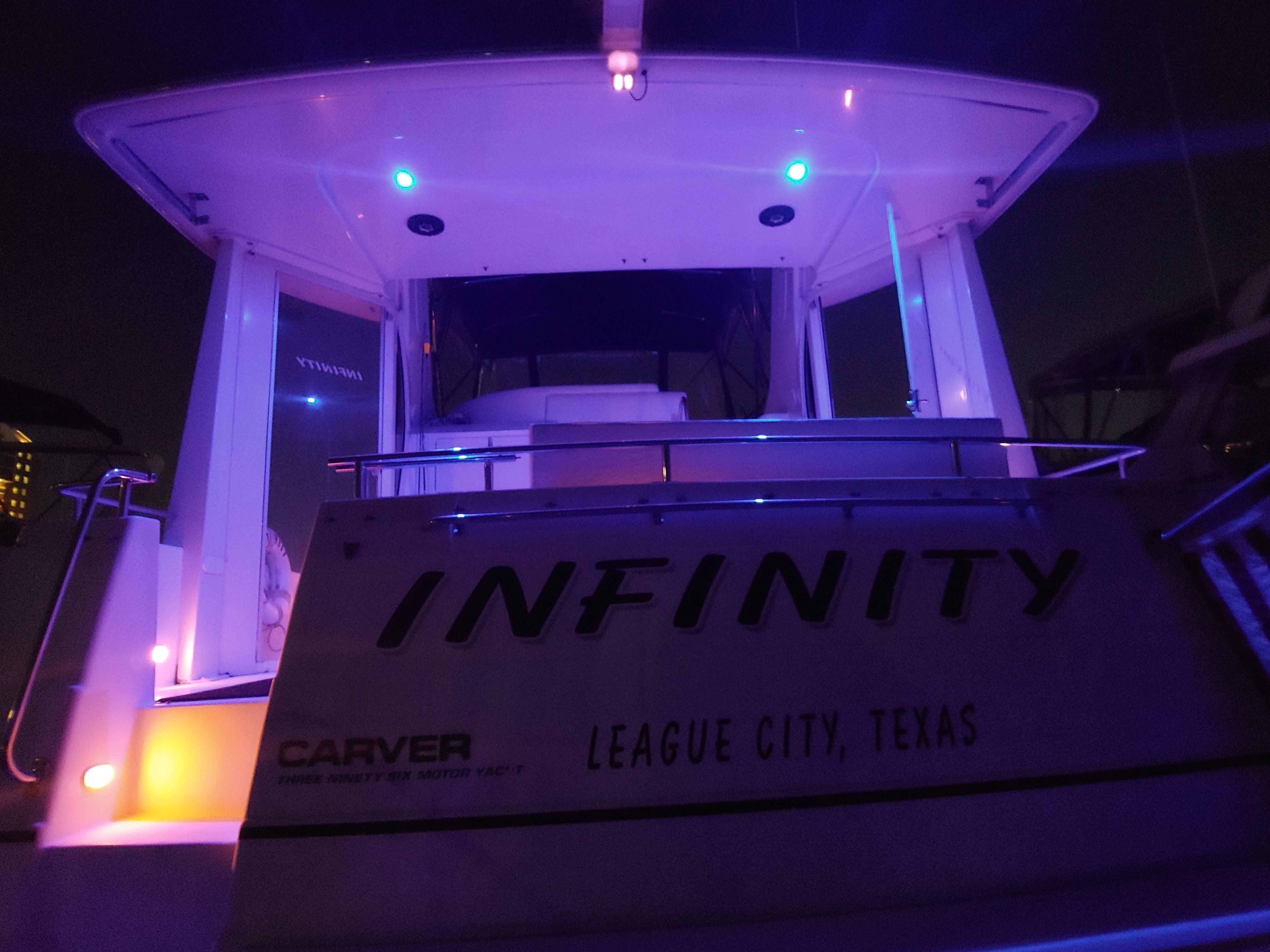  boat rentals Texas kemah Texas  carver carver 396 2001 42 