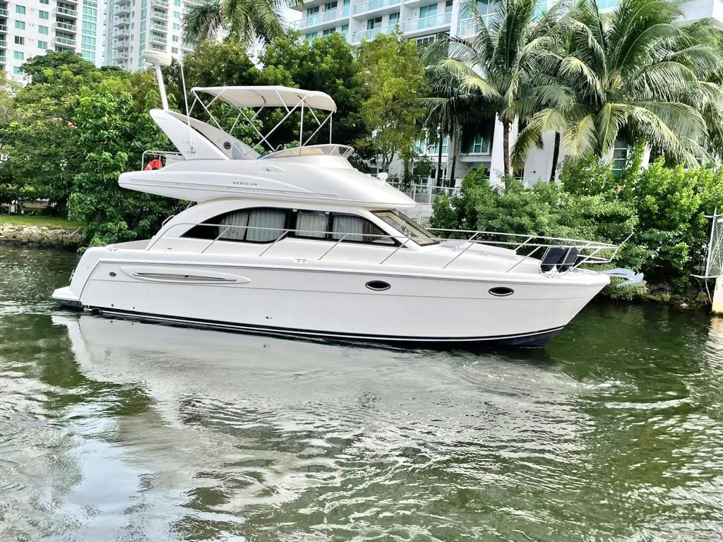 Exterior boat rentals Florida MIAMI Florida  Meridian 391 2007 40’ 