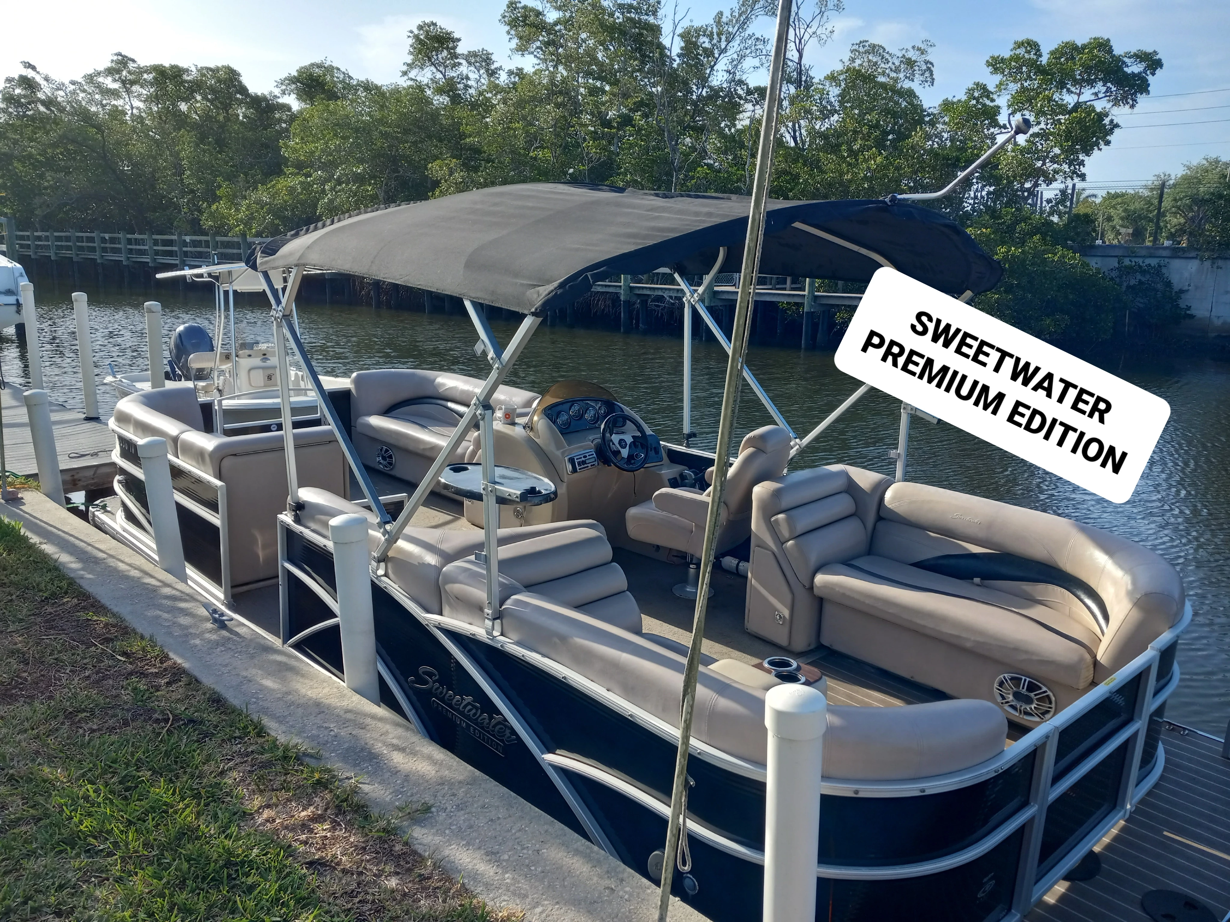  boat rentals Florida BONITA SPRINGS Florida  GODFREY MARINE SWEETWATER PREMIUM EDITION 2013 23 