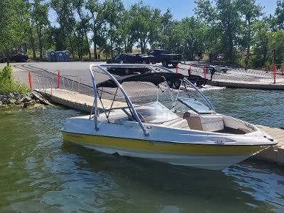  boat rentals Colorado THORNTON Colorado  Regal 1900 2004 19 