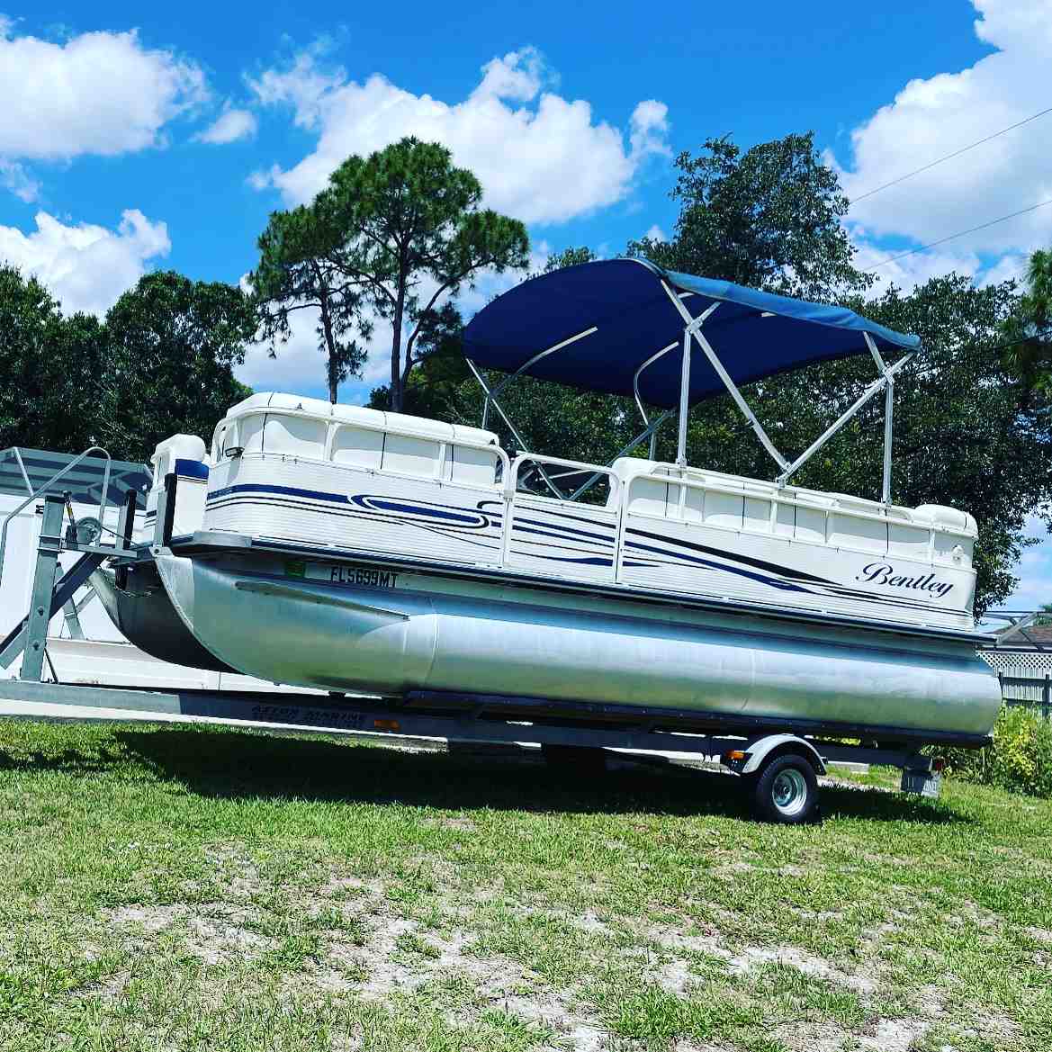  boat rentals Florida VERO BEACH Florida  Bentley Pontoon  22 ft 