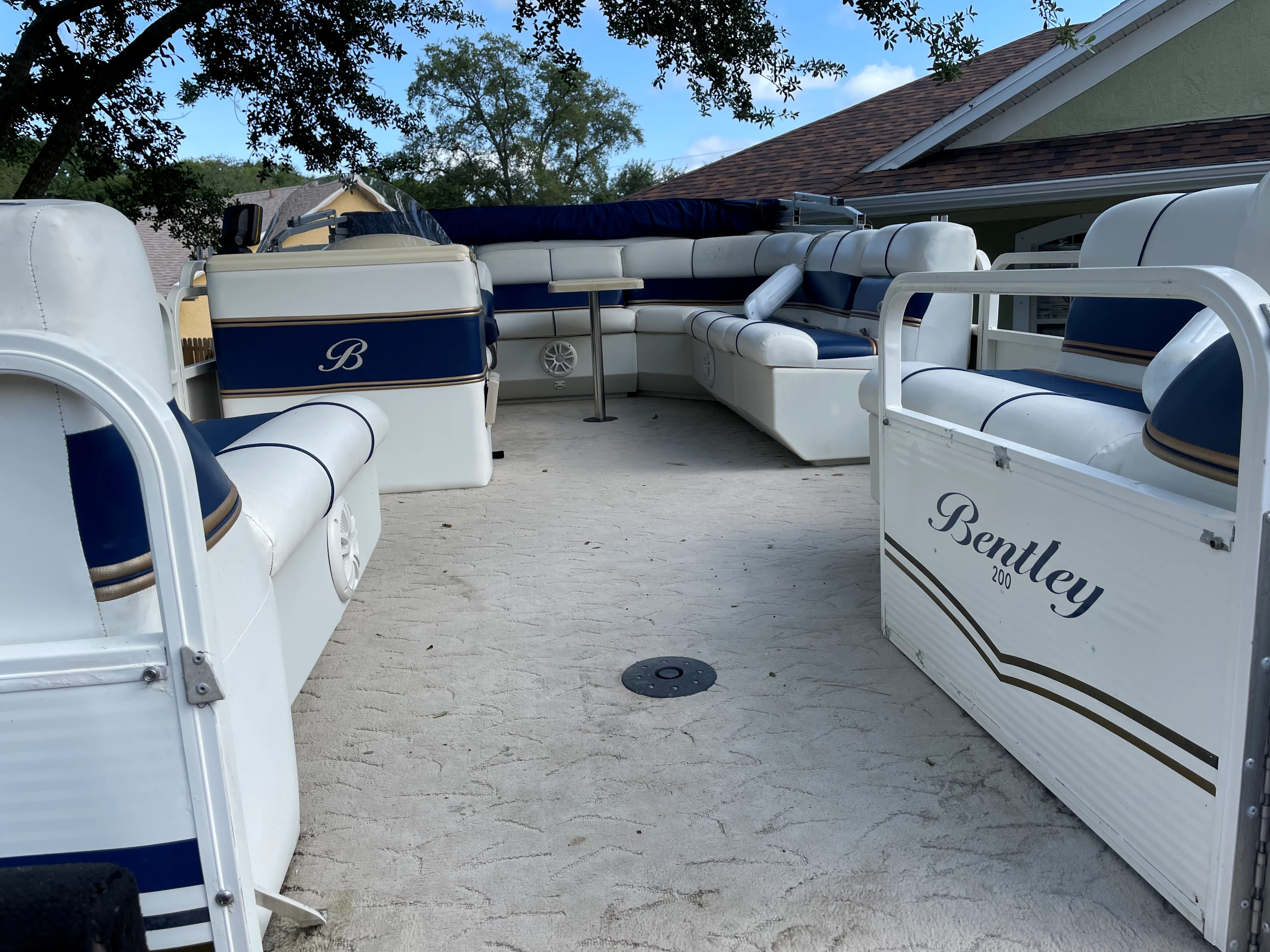  boat rentals Florida VERO BEACH Florida  Bentley Pontoon  22 ft 