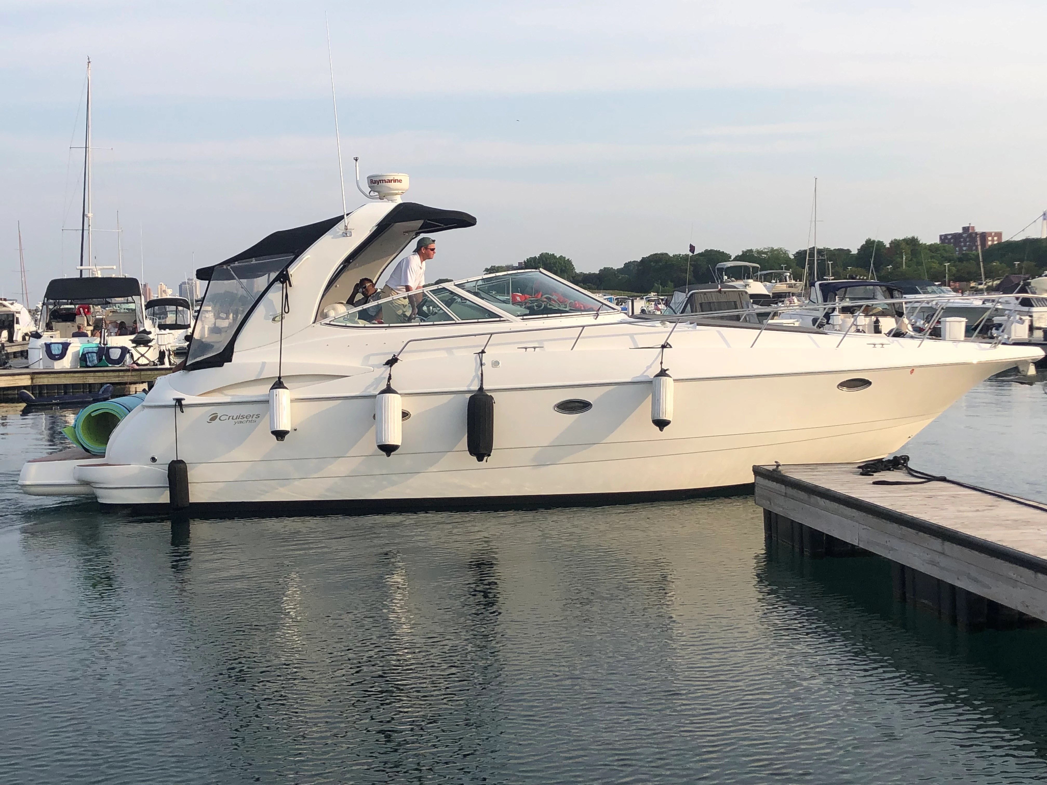 Yacht Profile View boat rentals Illinois CHICAGO Illinois  Cruisers Yachts 370 2003 40 