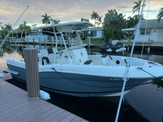 Awesome boat that is excellently maintained boat rentals Florida POMPANO BEACH Florida  Striper 220 2018 22 