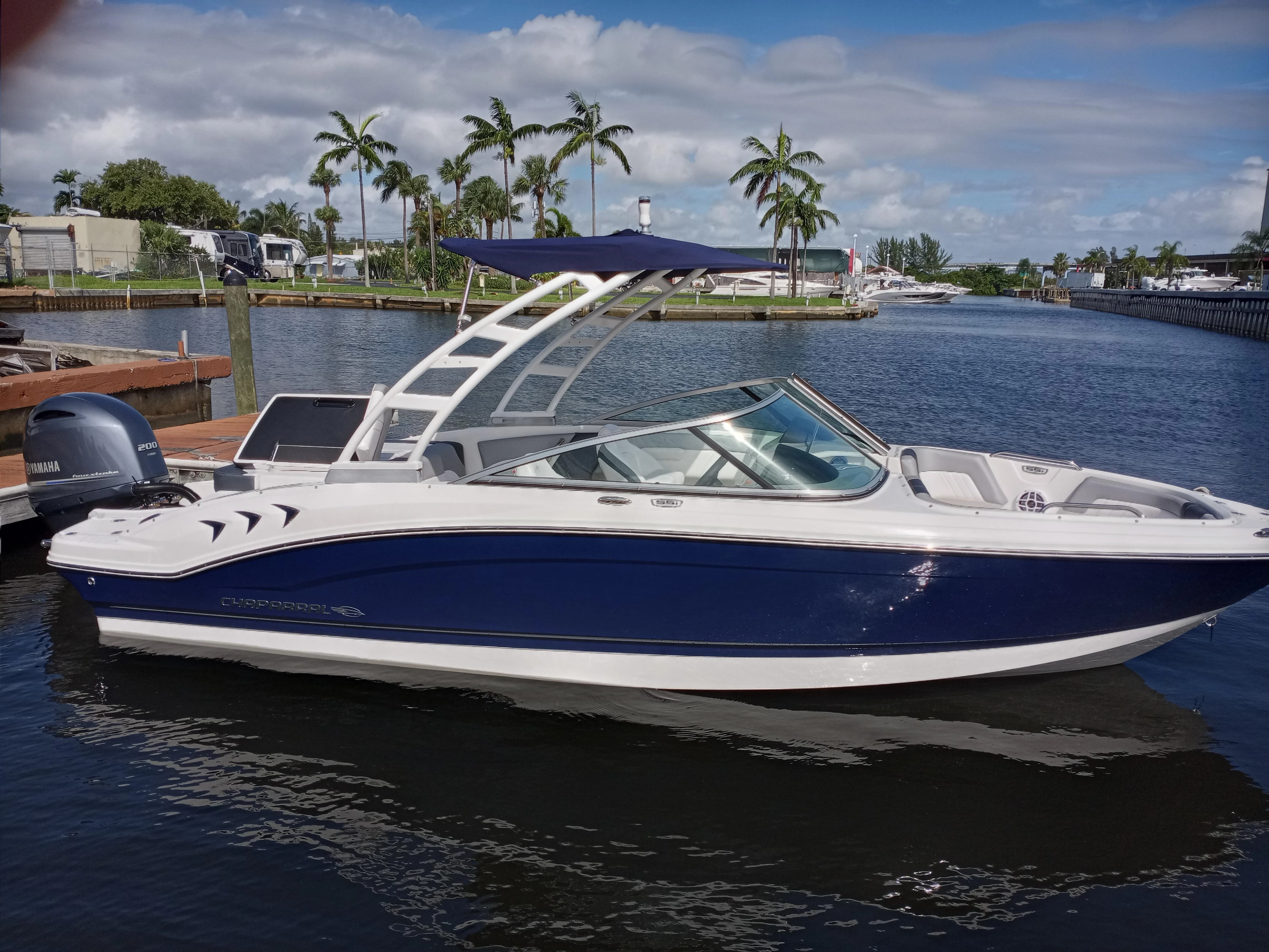  boat rentals Florida PEMBROKE PINES Florida  Chaparral SSI 21 Ob 2021 21 