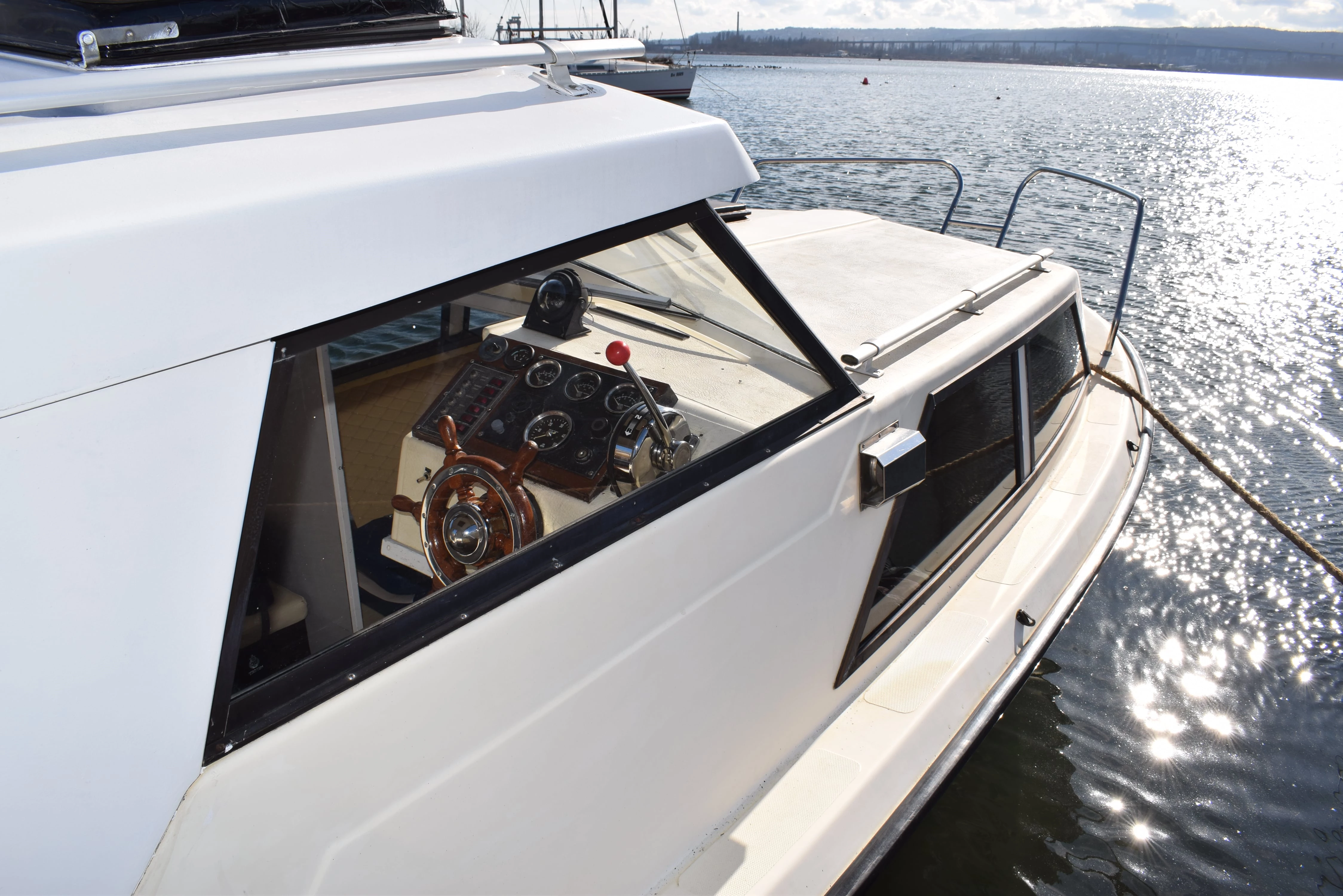  boat rentals Varna Varna Varna  Pilothouse   23 