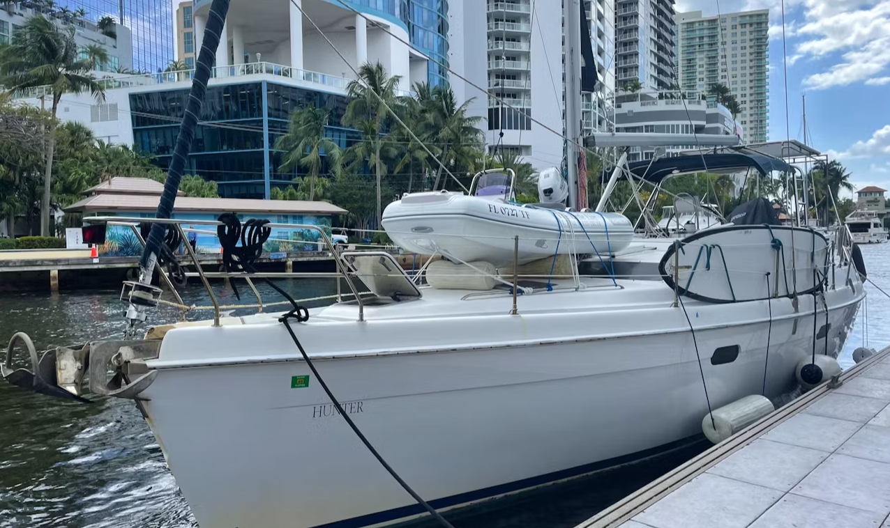  boat rentals Florida KEY BISCAYNE Florida  Hunter 450 Passage 2003 45 