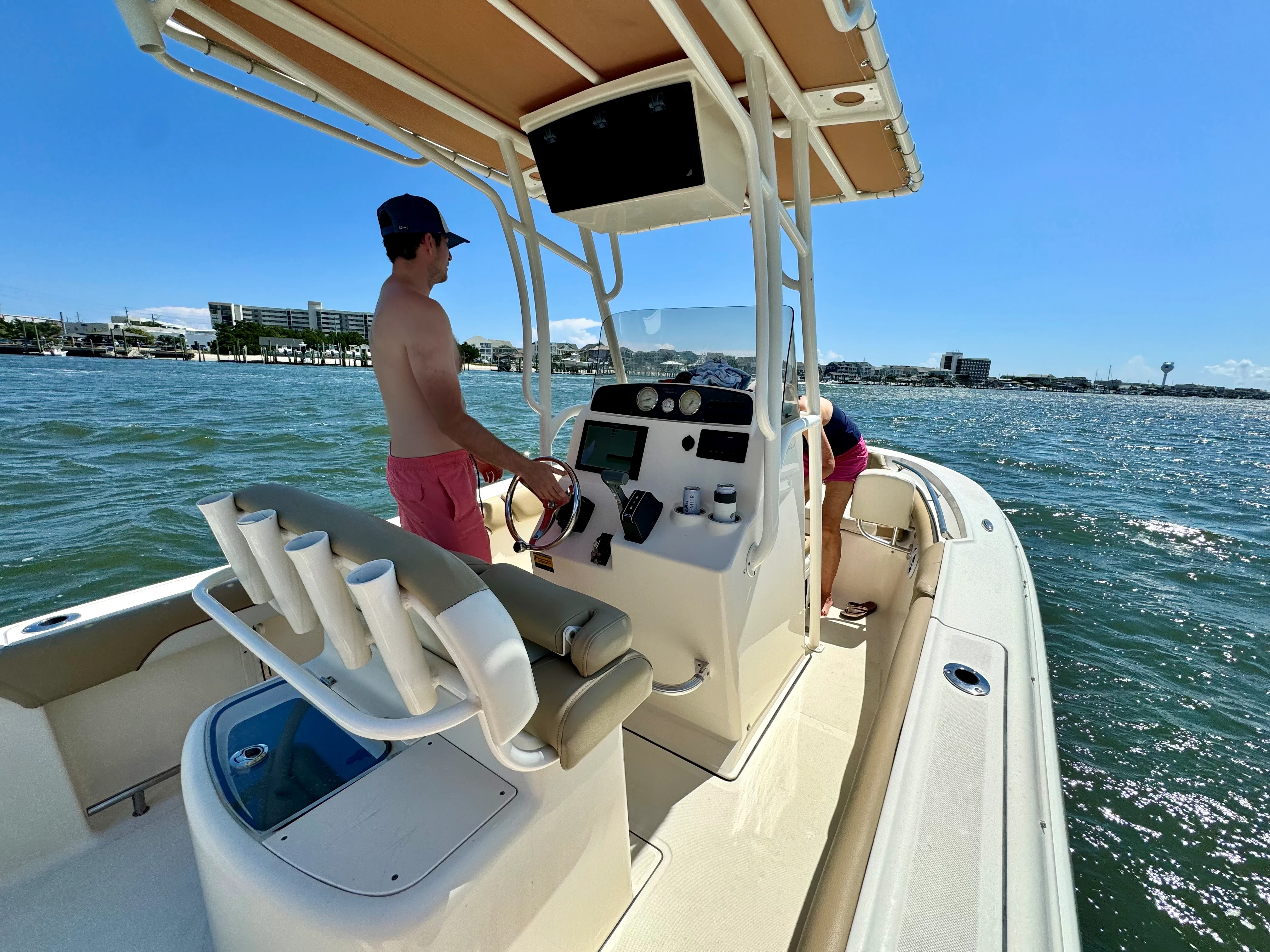 Bow seating  boat rentals North Carolina WILMINGTON North Carolina  Pioneer 202 Sportfish 2017 20 