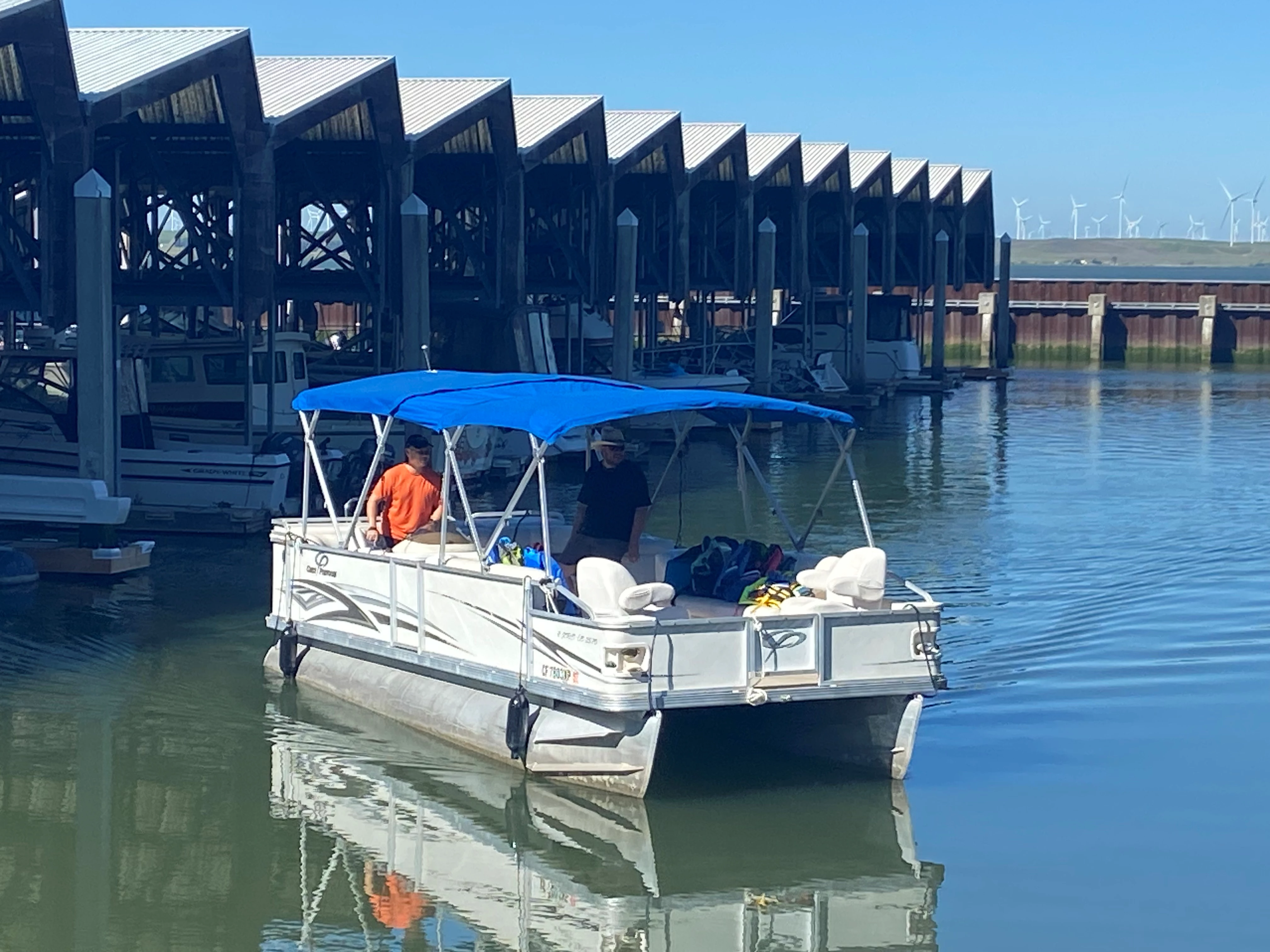 Parking boat rentals California DISCOVERY BAY California  Crest XRS 25 II 2006 25 