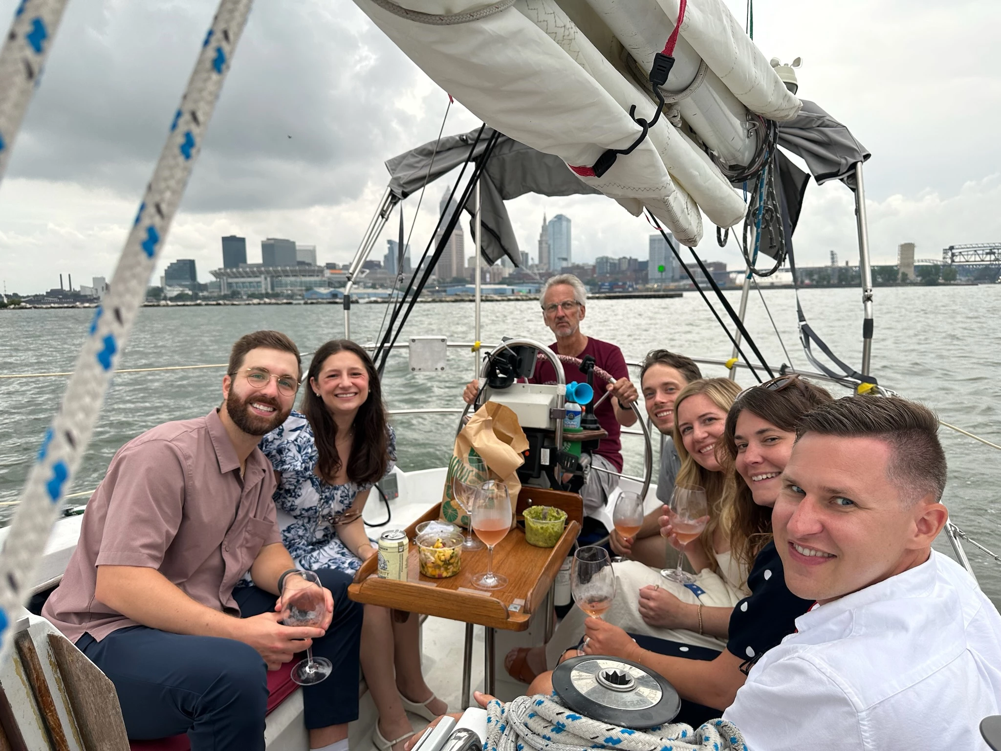 Sail with friends boat rentals Ohio CLEVELAND Ohio  Irwin Yachts Citation 32 1987 32 