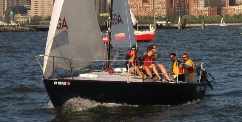 NYC Sailing boat rentals    Hudson River J J24 0 24 