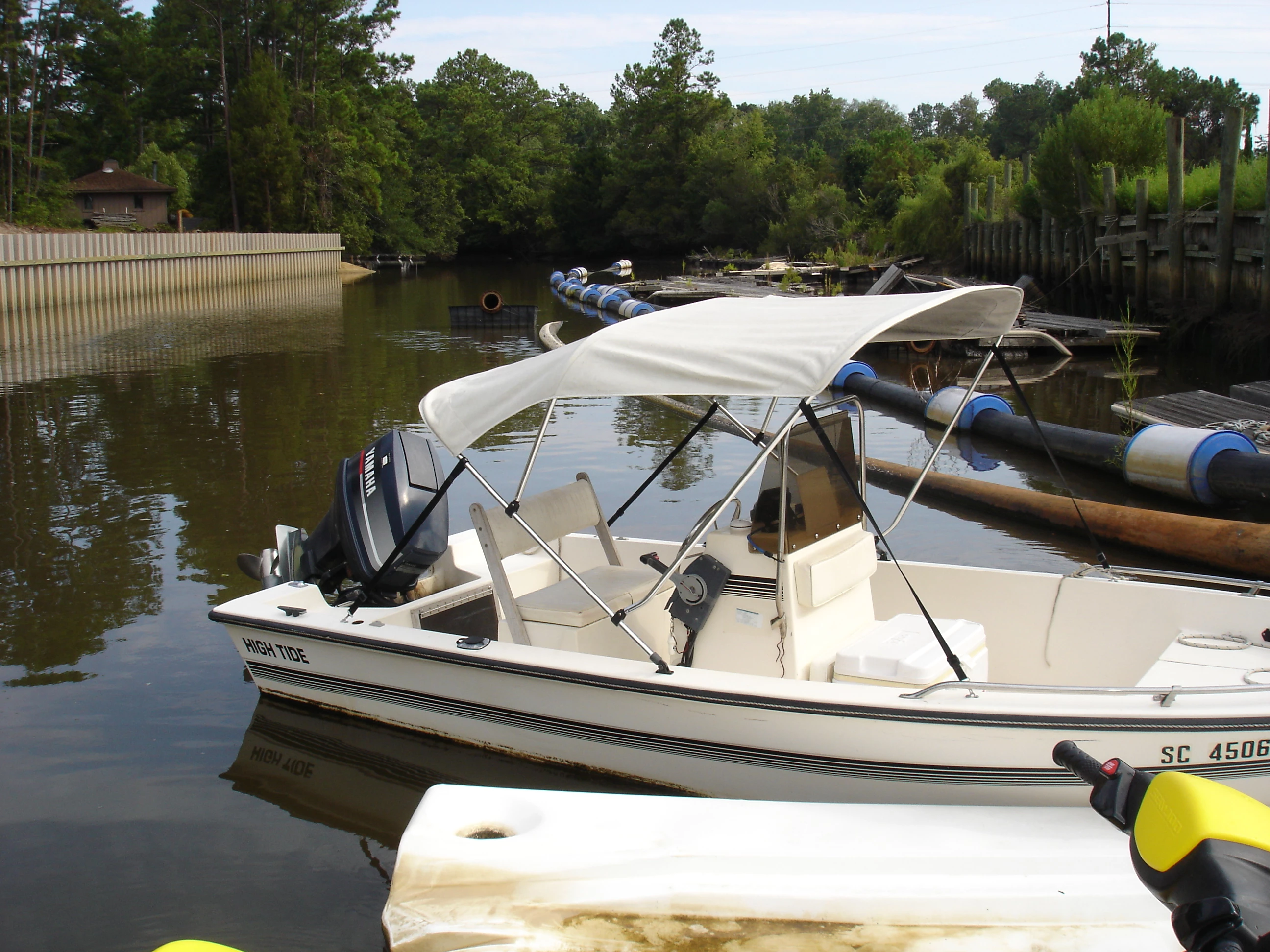  boat rentals South Carolina North Myrtle Beach South Carolina  High Tide Center Console 1995 16 Feet 