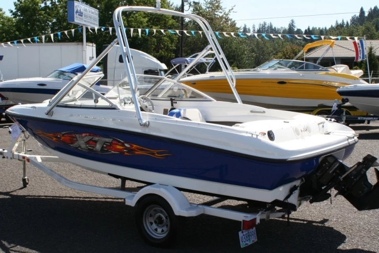  boat rentals    Fresh Bayliner 175BR XT 2006 18 Ft 