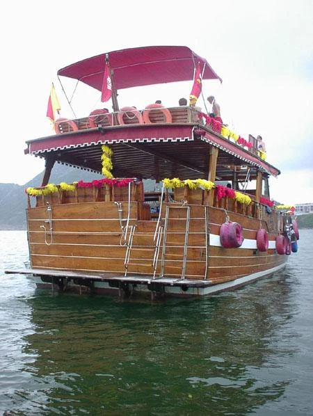 Rear View boat rentals  Aberdeen  Hong Kong Harbour Chinese Western Junk China Junk 1990 58 Feet 