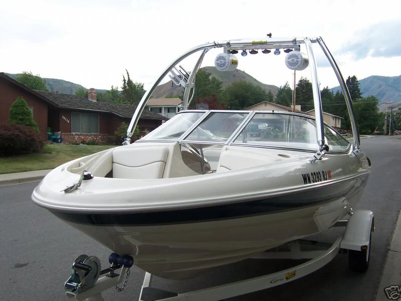 Wakeboard tower with Lights boat rentals    Fresh Bayliner 1850 2000 19 ft 