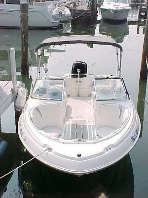 Bow boat rentals     Wellcraft 180DC  18 