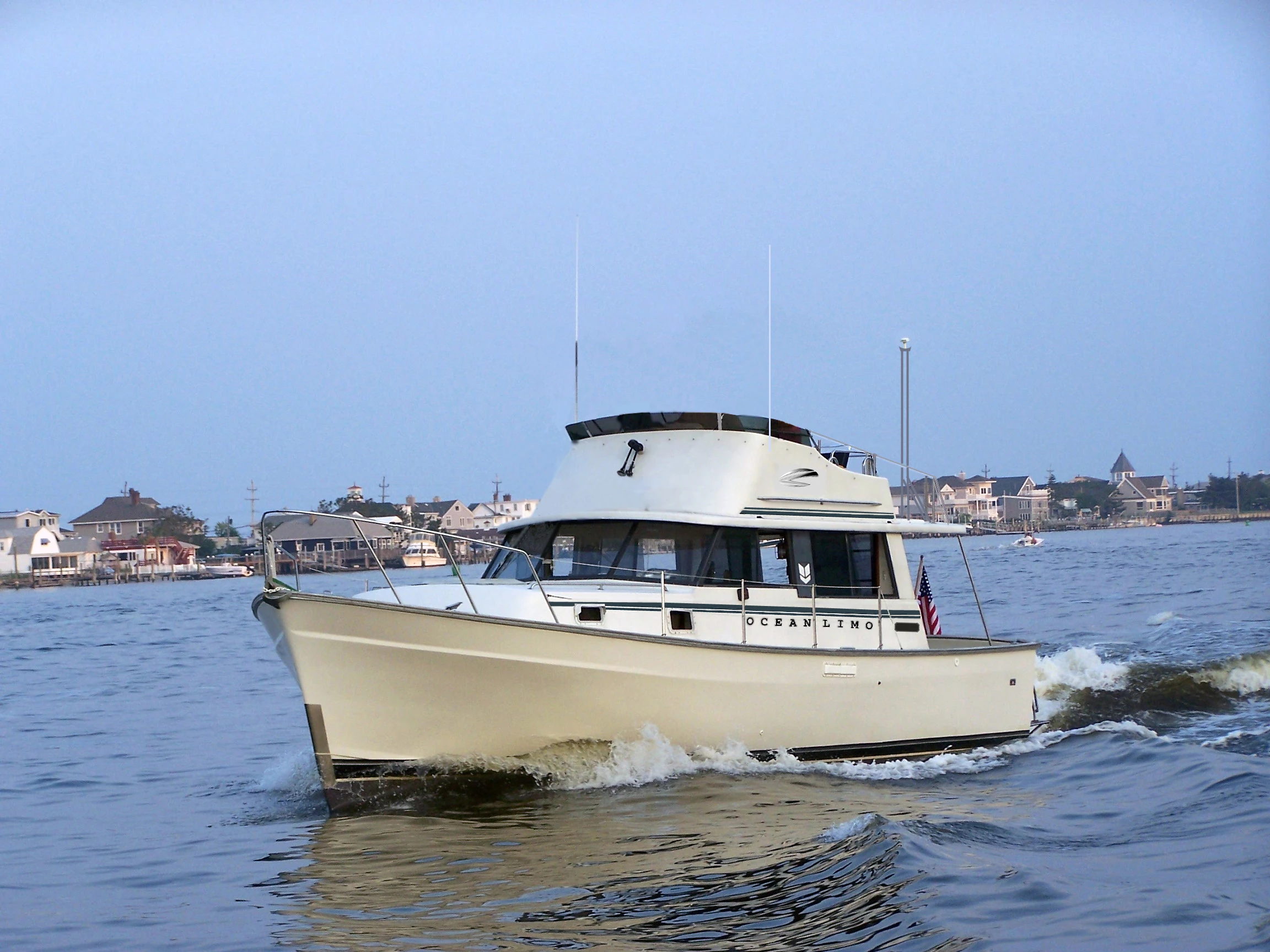  boat rentals     Mainship Cruiser 0 35 